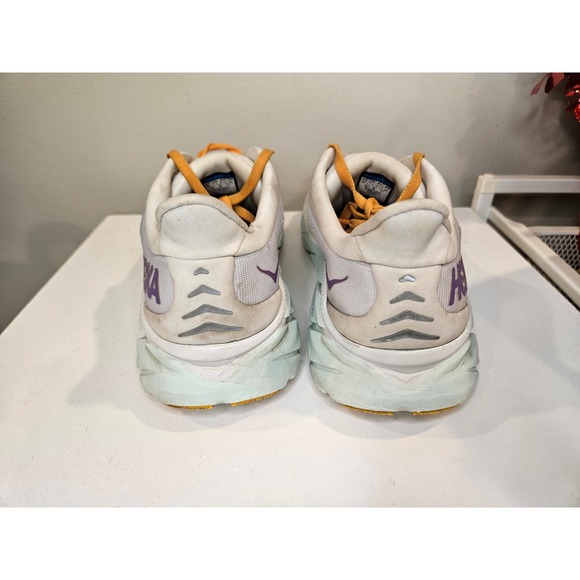 Hoka Clifton 8 Running Shoes Lightweight Cushioned Comfort Size 9B - Picture 3 of 7